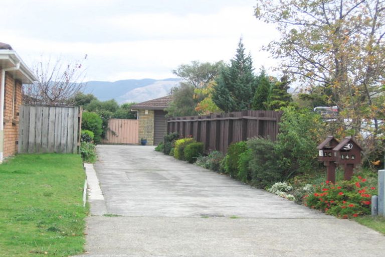Photo of property in 14b Pinewood Grove, Paraparaumu Beach, Paraparaumu, 5032
