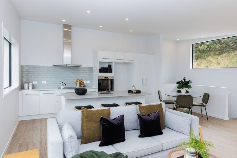 Photo of property in 14 Jaunpur Crescent, Broadmeadows, Wellington, 6035