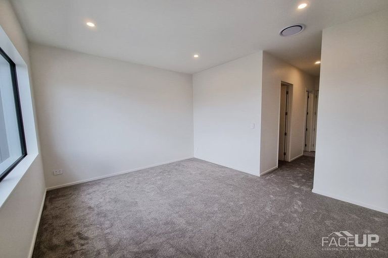 Photo of property in 6 Coast Garden Drive, Hobsonville, Auckland, 0616