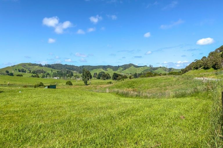 Photo of property in 128 Dimmock Road, Waitakaruru, Pokeno, 2471