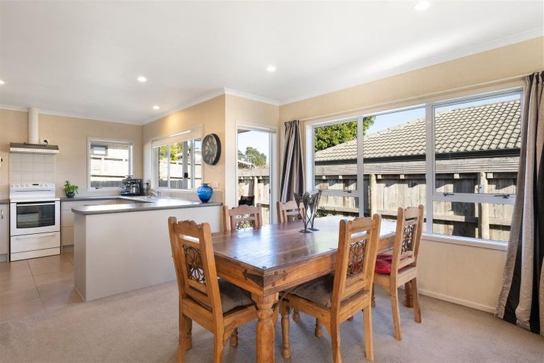Photo of property in 30a Fairview Place, Te Puke, 3119