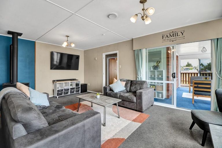 Photo of property in 44 Oberon Street, Stratford, 4332