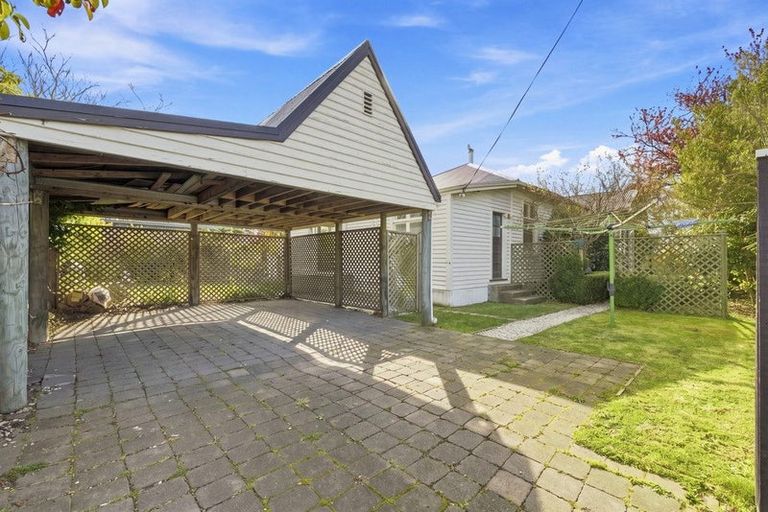 Photo of property in 124 Edward Avenue, Edgeware, Christchurch, 8013