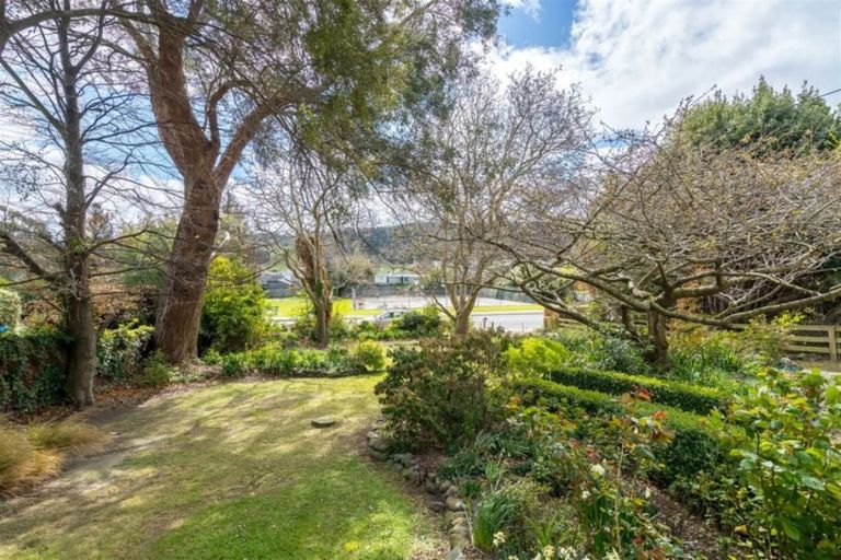 Photo of property in 17 Skerries Street, Outram, 9019