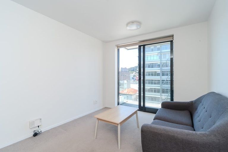 Photo of property in Dual Apartments, 406/142 Vivian Street, Te Aro, Wellington, 6011