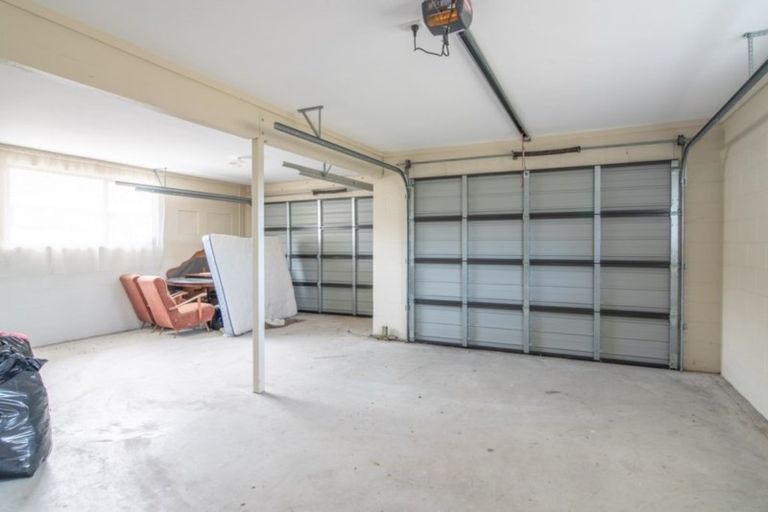 Photo of property in 10 Ruddenklau Lane, Bishopdale, Christchurch, 8053