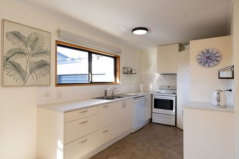 Photo of property in 23b Kawarau Place, Frankton, Queenstown, 9300