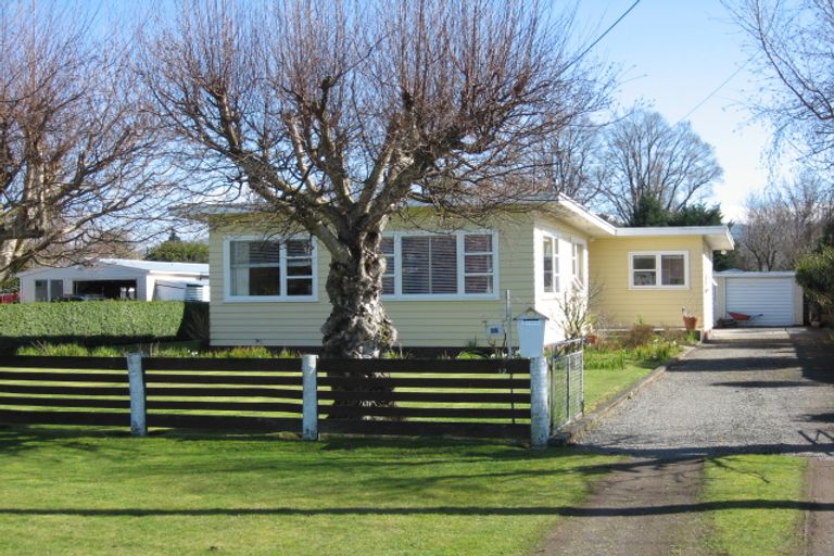 Photo of property in 12 East Street, Greytown, 5712