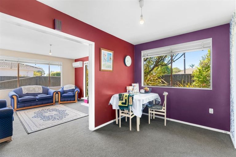Photo of property in 1/57 Reynolds Avenue, Bishopdale, Christchurch, 8053