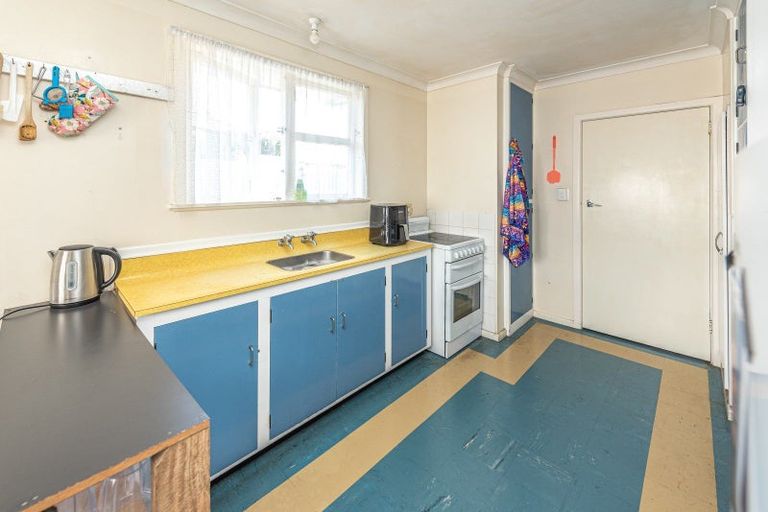 Photo of property in 125 Cornfoot Street, Castlecliff, Whanganui, 4501