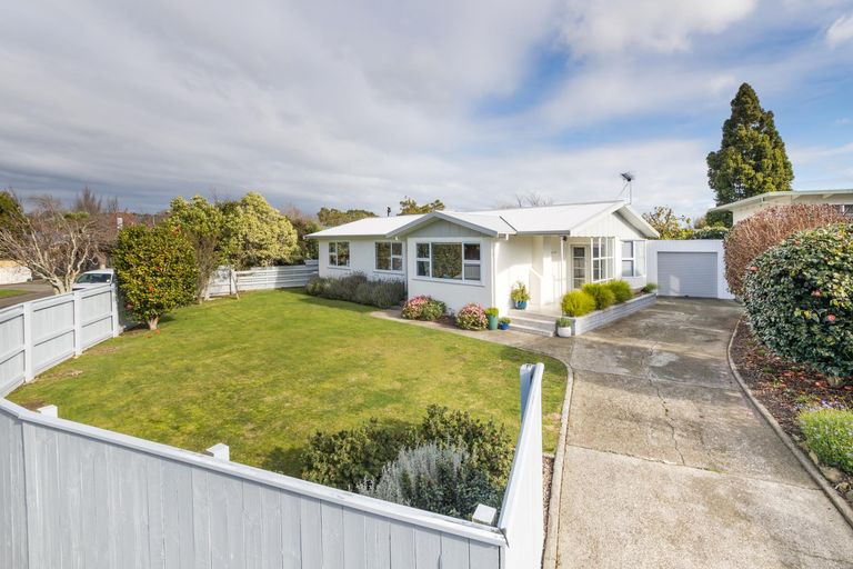 Photo of property in 99 Buick Crescent, Awapuni, Palmerston North, 4412