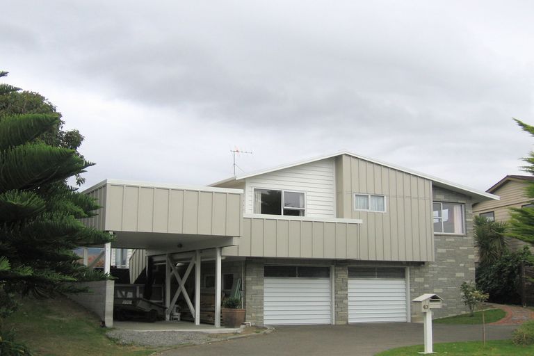 Photo of property in 43 Teoti Street, Paraparaumu Beach, Paraparaumu, 5032