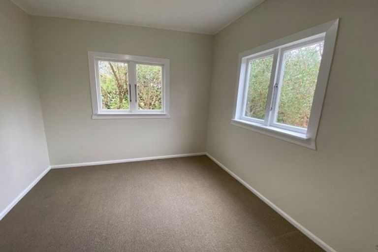 Photo of property in 98 Queens Road, Waikanae Beach, Waikanae, 5036