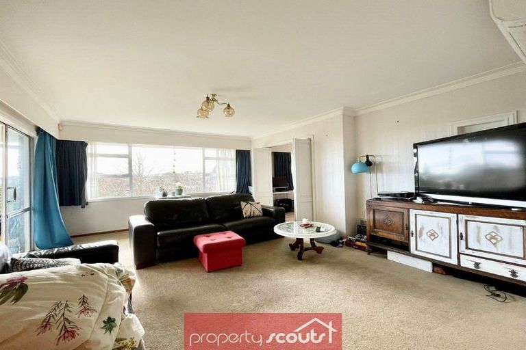 Photo of property in 9 Montana Place, Merrilands, New Plymouth, 4312
