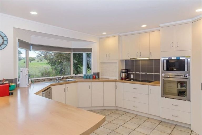 Photo of property in 14 Dacre Grove, Gulf Harbour, Whangaparaoa, 0930