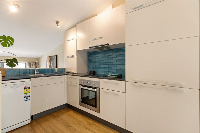 Photo of property in Greenstone Terraces, 17/716 Frankton Road, Queenstown, 9300