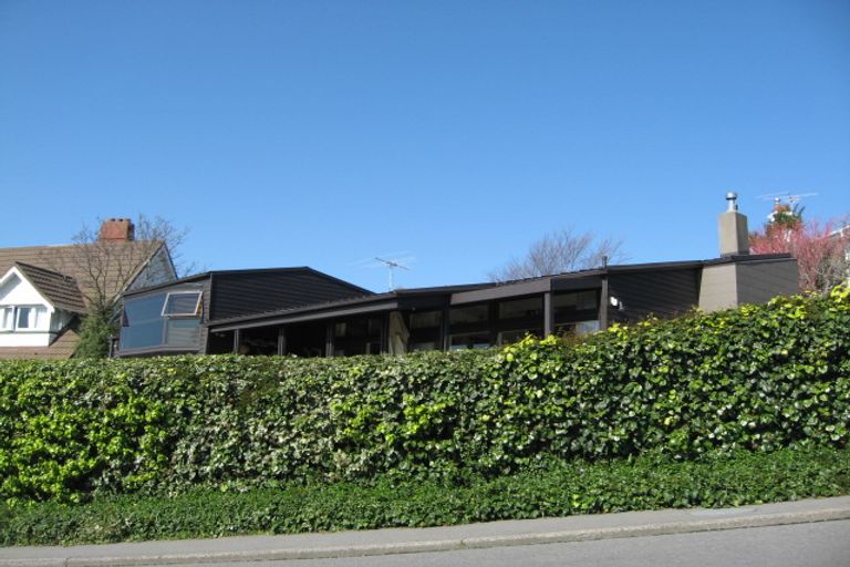 Photo of property in 69 Dyers Pass Road, Cashmere, Christchurch, 8022