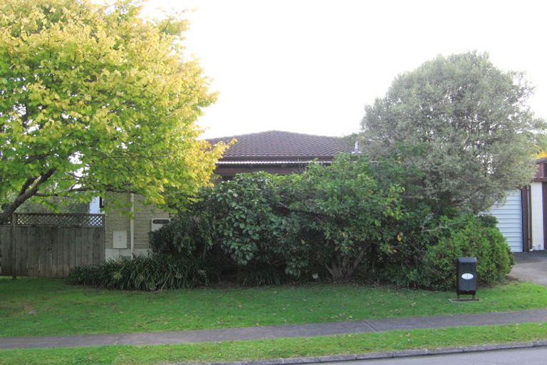 Photo of property in 1/3 Birman Close, Half Moon Bay, Auckland, 2012
