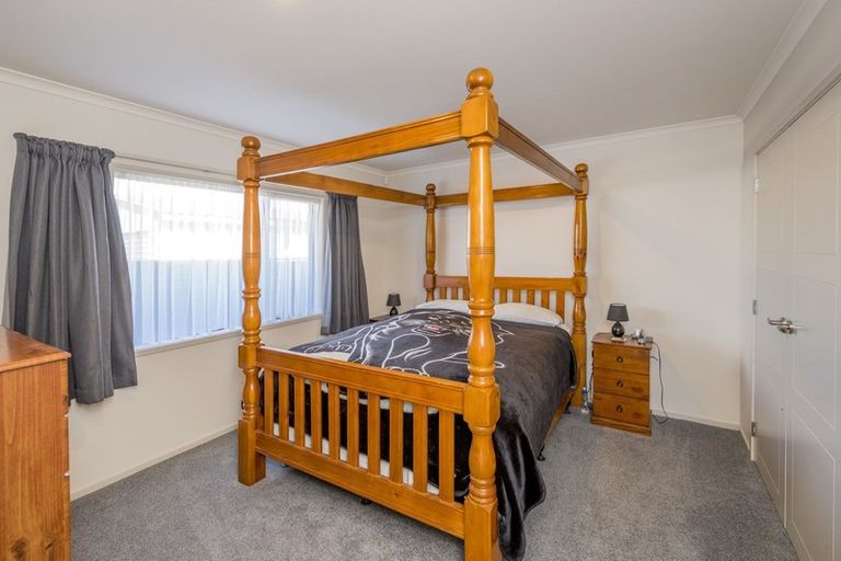 Photo of property in 8b Broadbelt Grove, Levin, 5510