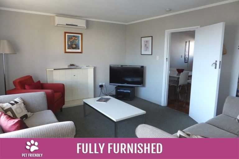 Photo of property in 3/94 Charles Street, Waltham, Christchurch, 8011