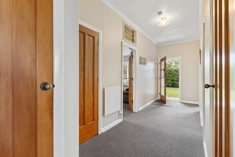 Photo of property in 24 Masters Crescent, Masterton, 5810