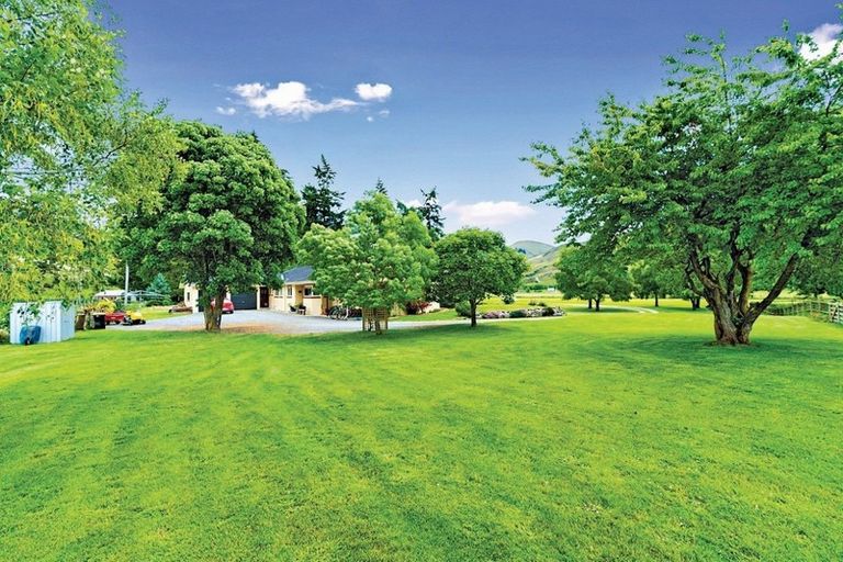 Photo of property in 23 Mcmillan Road, Athol, 9793