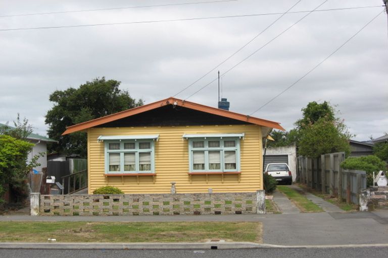 Photo of property in 104 Mackworth Street, Woolston, Christchurch, 8062