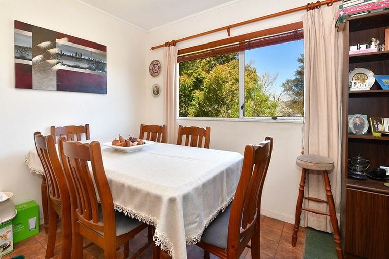 Photo of property in 80a Brian Crescent, Stanmore Bay, Whangaparaoa, 0932