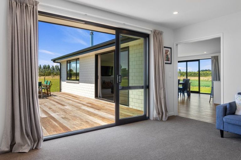 Photo of property in 69 Te Pouapatuki Road, Tuahiwi, Kaiapoi, 7691