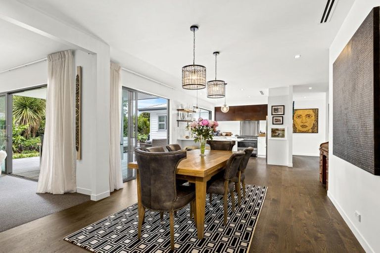 Photo of property in 5 Wrybill Way, Point Wells, Warkworth, 0986