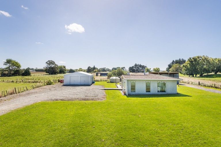 Photo of property in 35 Durie Road, Aorangi, Feilding, 4775