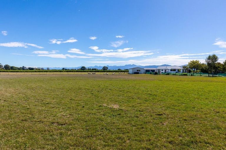 Photo of property in 445 Dillons Point Road, Dillons Point, Blenheim, 7273