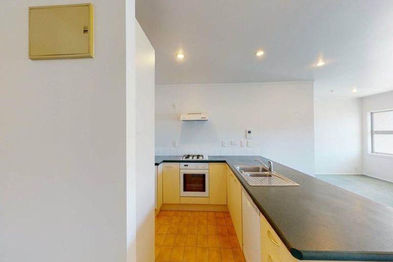 Photo of property in 22/8 Girton Terrace, Mount Cook, Wellington, 6021