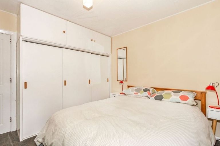 Photo of property in 1/8 Fovant Street, Russley, Christchurch, 8042