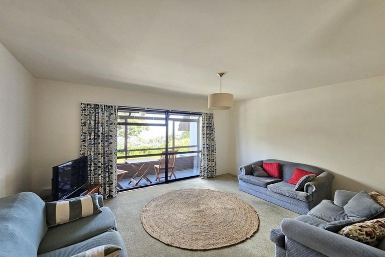 Photo of property in 13 Tamahine Street, Maupuia, Wellington, 6022