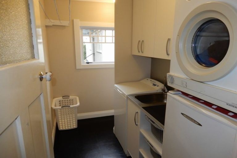 Photo of property in 29 Douglas Street, Hawera, 4610