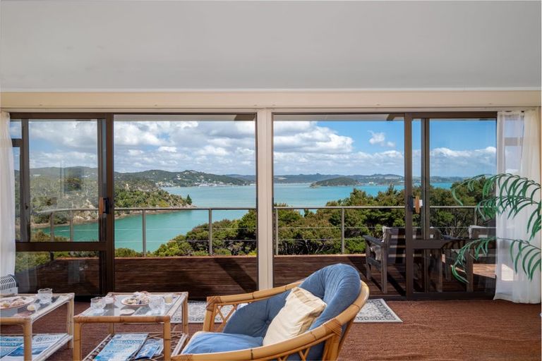 Photo of property in 37 Gilbert Mair Rise, Russell, 0272