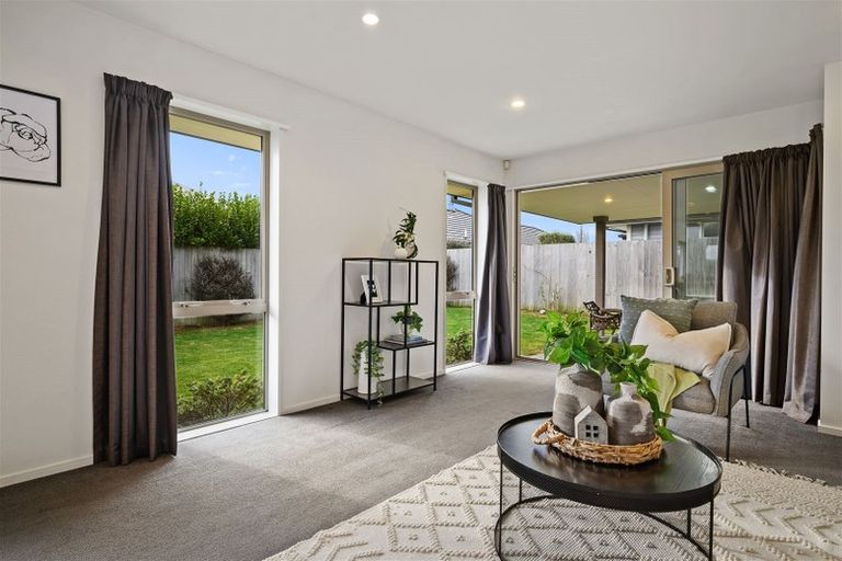 Photo of property in 4 Jefferson Close, Halswell, Christchurch, 8025