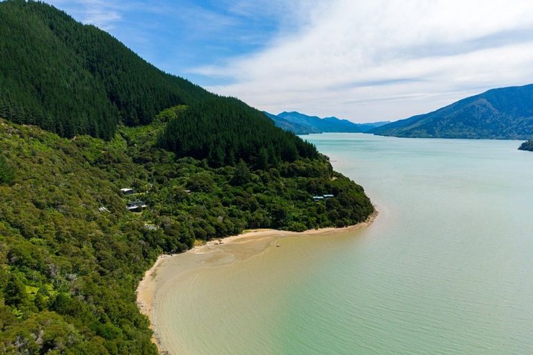 Photo of property in 1089 Kenepuru Road, Mahau Sound, Picton, 7282