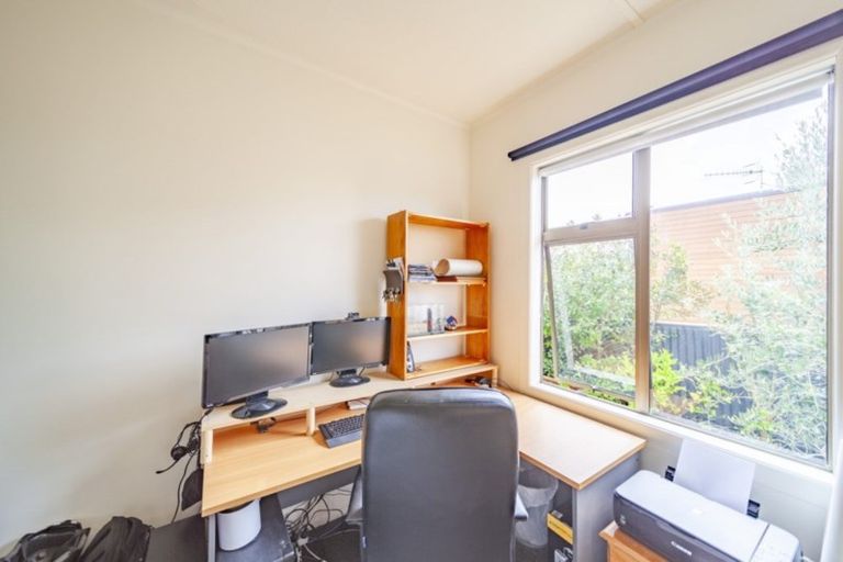 Photo of property in 106 Charles Street, Westshore, Napier, 4110