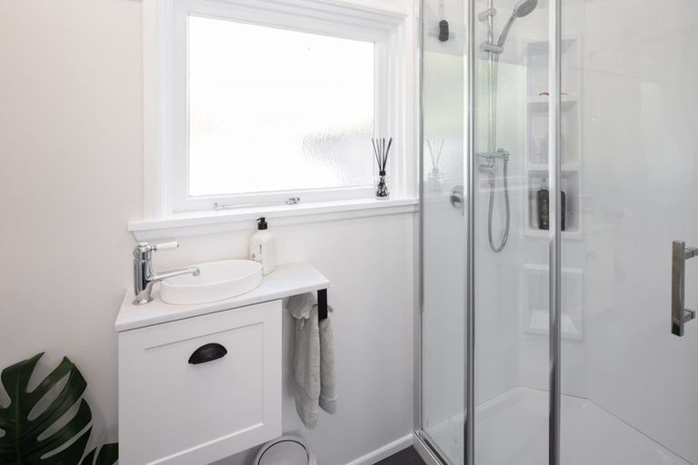 Photo of property in 49 Te Aute Road, Havelock North, 4130