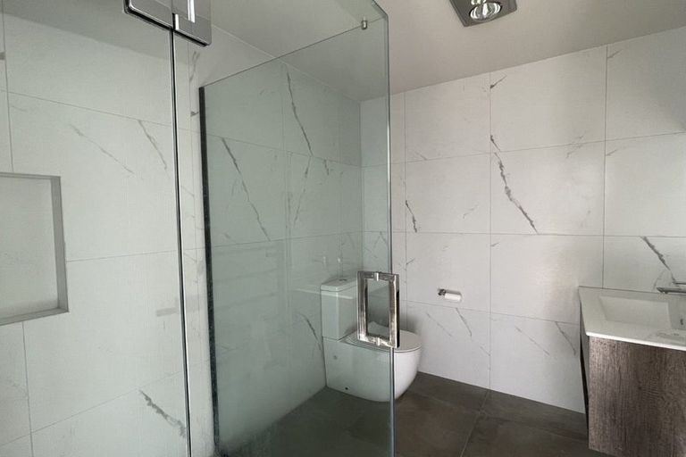 Photo of property in 59a Cedar Heights Avenue, Massey, Auckland, 0614