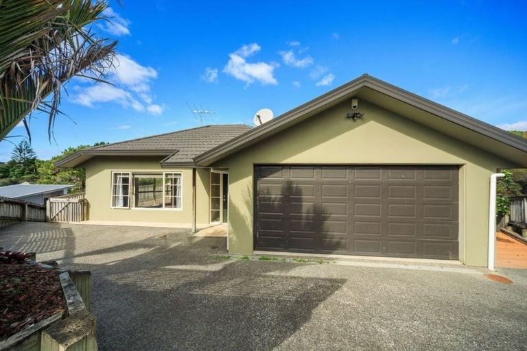 Photo of property in 21 Gretna Green, Browns Bay, Auckland, 0630