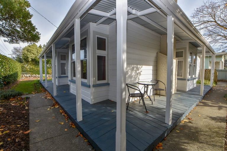 Photo of property in 1 Davy Street, Carterton, 5713