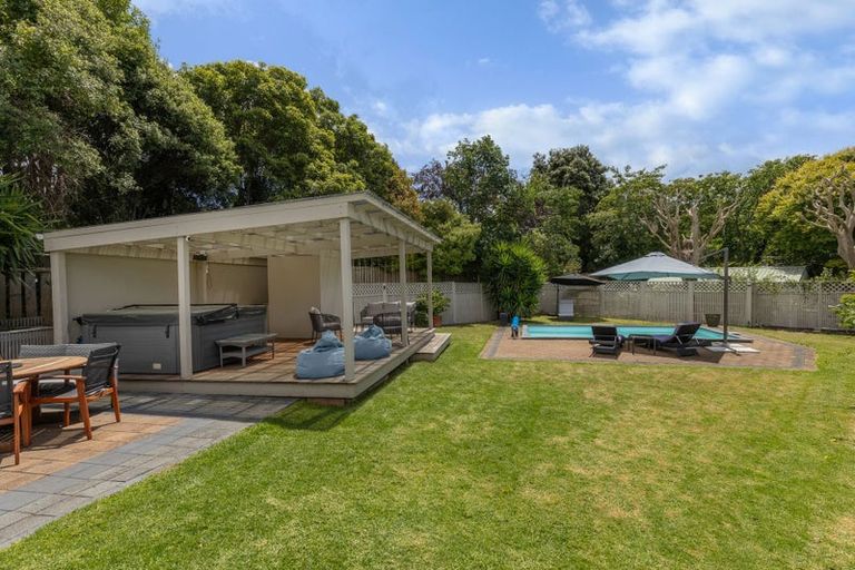 Photo of property in 21 Matai Road, Raumati South, Paraparaumu, 5032