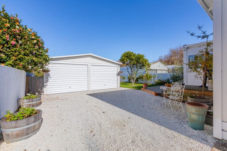 Photo of property in 22 Ellison Street, Napier South, Napier, 4110