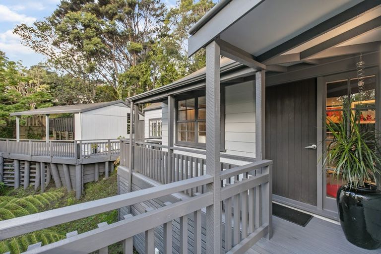 Photo of property in 19 Laser Place, Bayview, Auckland, 0629