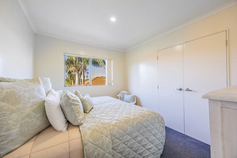 Photo of property in 10 Clea View, Gulf Harbour, Whangaparaoa, 0930