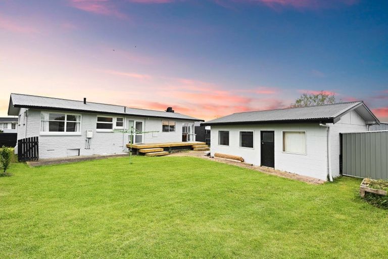 Photo of property in 3 Marion Place, Deanwell, Hamilton, 3206