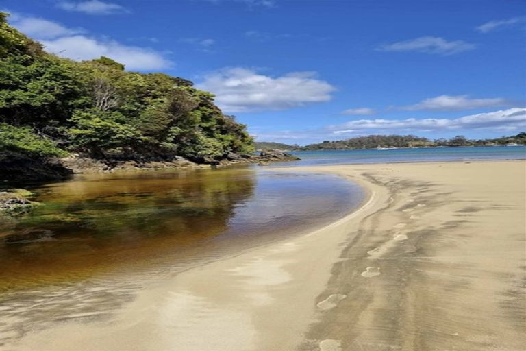 Photo of property in 7c Kamahi Road, Halfmoon Bay / Oban, Stewart Island, 9818